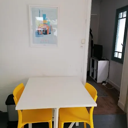 Maison Chaleureuse A Plage Avec Jardin Magnifique